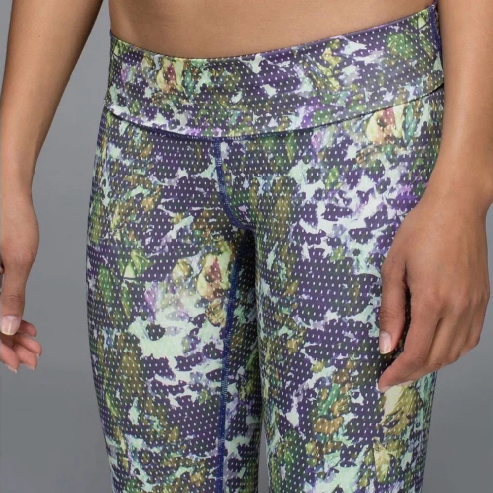 lululemon athletica Purple & Green Abstract Cropped Leggings